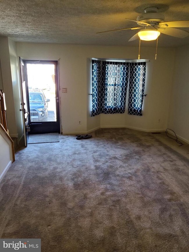 Building Photo - 521 Park Manor Cir