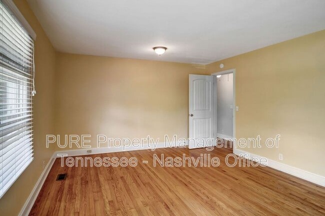 Building Photo - 4302 Scenic Dr