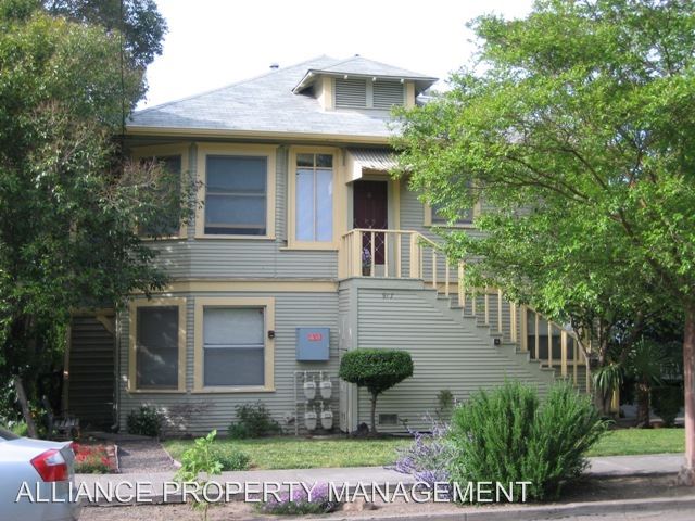 Foto principal - 917 Cherry St