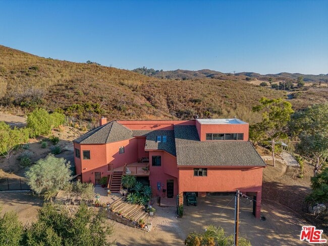 Foto del edificio - 34136 Mulholland Hwy