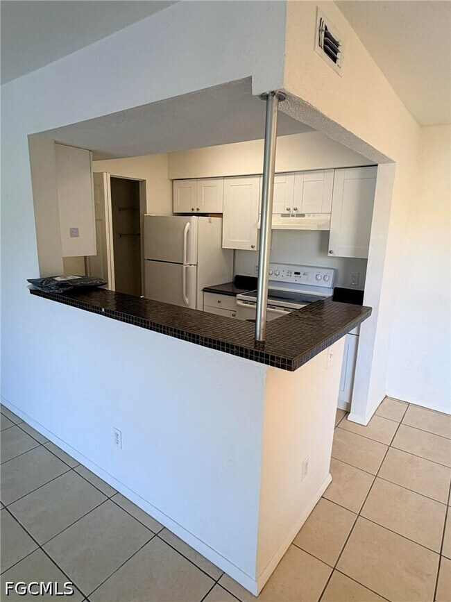 Foto del edificio - 2905 Winkler Ave
