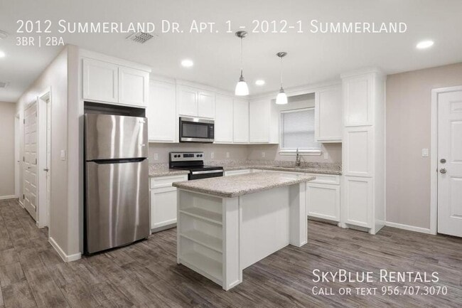 Building Photo - 2012 Summerland Ln