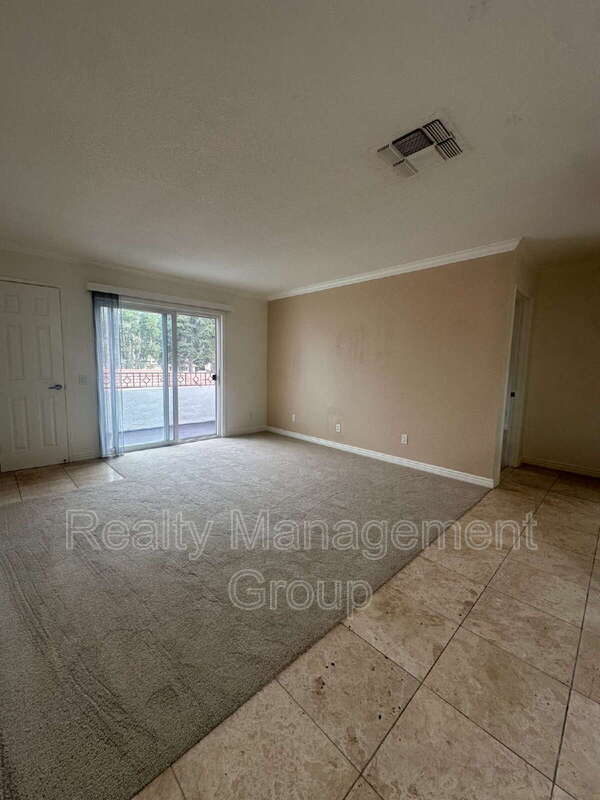 Foto del edificio - 5417 Lake Murray Blvd