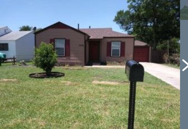 Foto del edificio - 2716 Vogt St