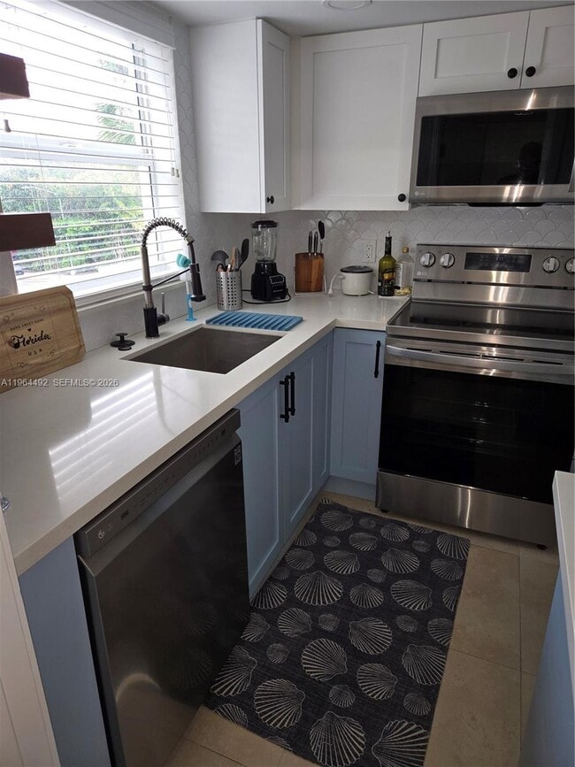 Building Photo - 1498 Jefferson Ave