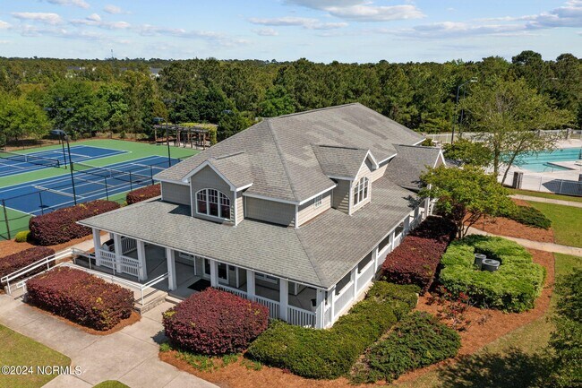 Building Photo - 352 W Goldeneye Ln