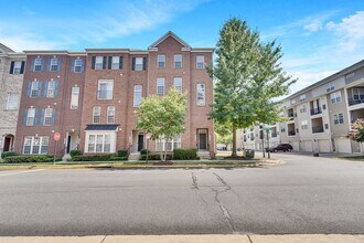 Building Photo - 15229 Lancashire Dr
