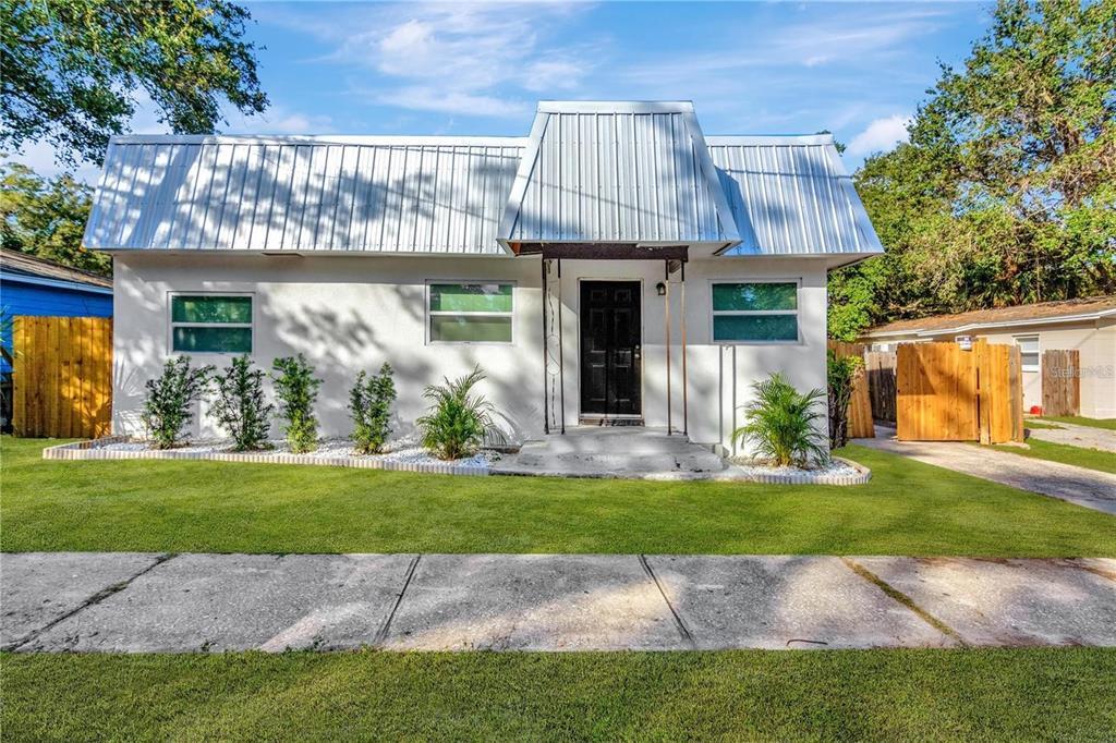 Foto principal - 610 Woodlawn St