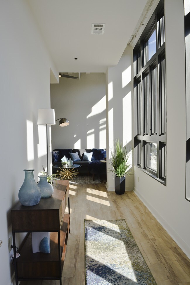 Aug Smith Building Apartments Spartanburg Sc Apartments Com