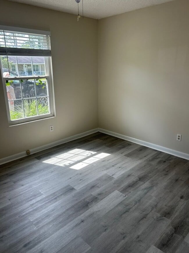 Foto del edificio - 4808 Sherri Ln