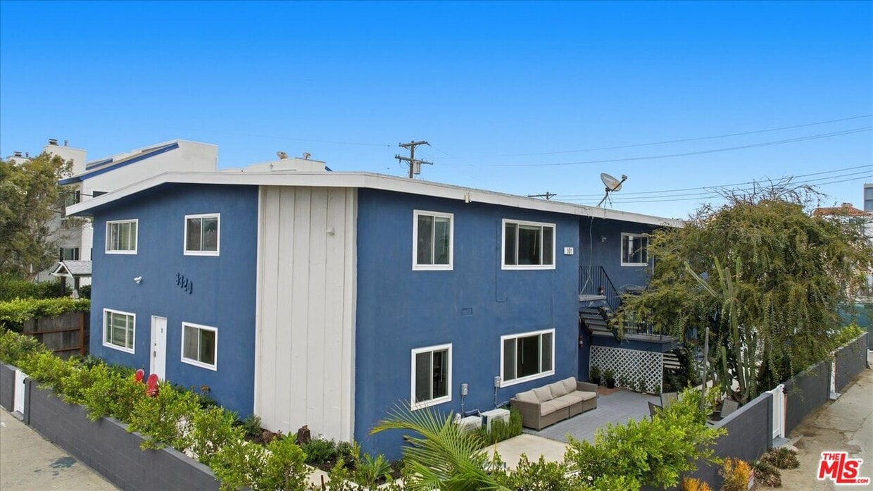 Foto principal - 3320 Pacific Ave