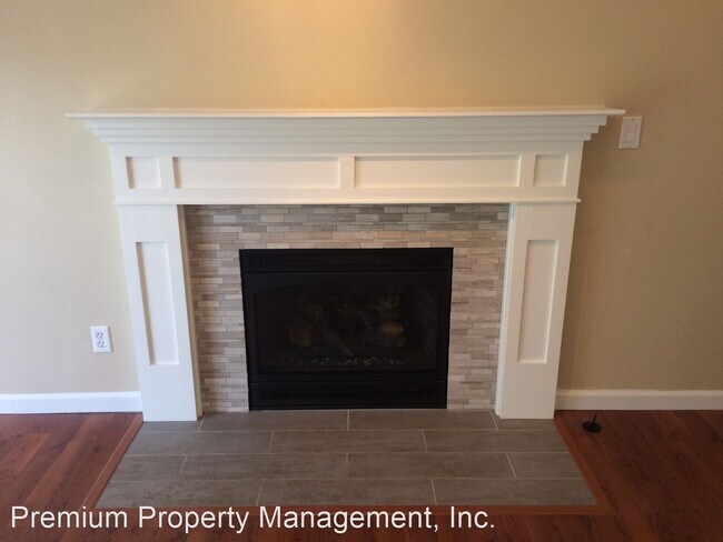 Building Photo - 3 br, 2 bath House - 644 Valleywood Drive SE