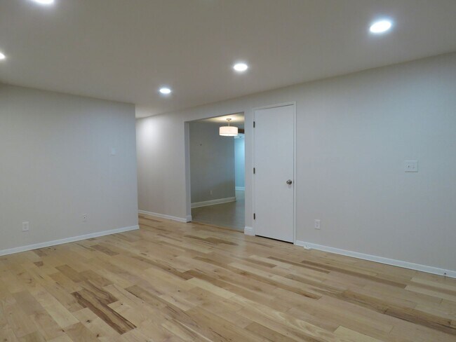 Foto del edificio - Gorgeous Ranch Style 3 Bedroom Home In Lak...