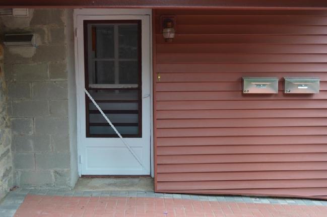 Entrance on side - 60 Maple St