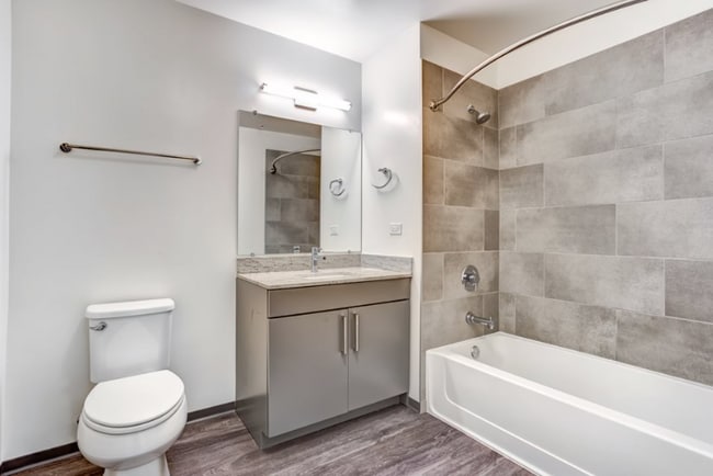 Foto del edificio - 2354 N California Ave