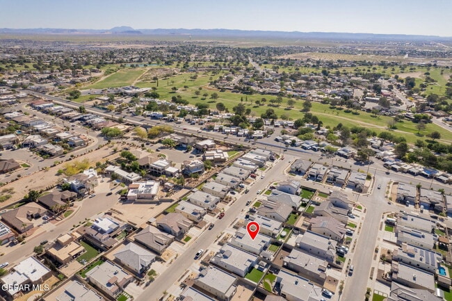 Foto del edificio - 13436 Emerald Crystal Dr