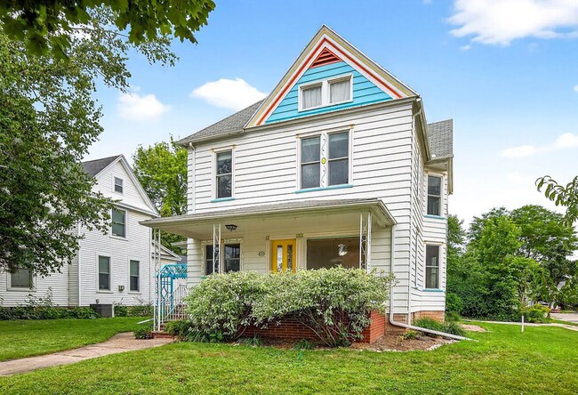 Foto del edificio - 305 N Lawe St