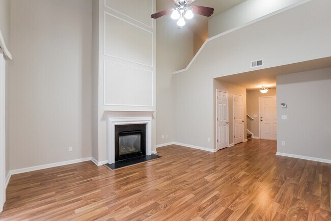 Building Photo - 203 Highland Falls Dr