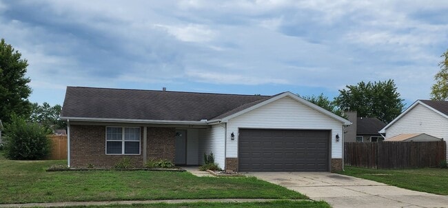 Three Bedroom Two Bath Home in Deerfield Farms Dayton, Indiana - Three Bedroom Two Bath Home in Deerfield Farms Dayton, Indiana