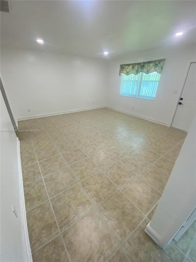 Building Photo - 25421 SW 107th Ct