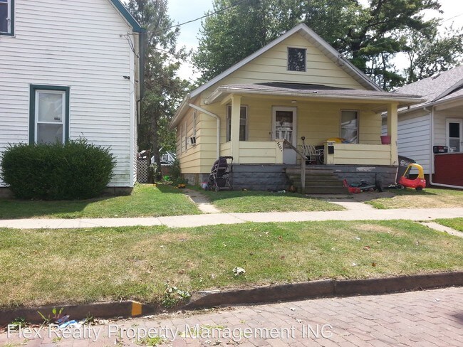 Building Photo - 2 br, 1 bath House - 1451 COLBURN ST.