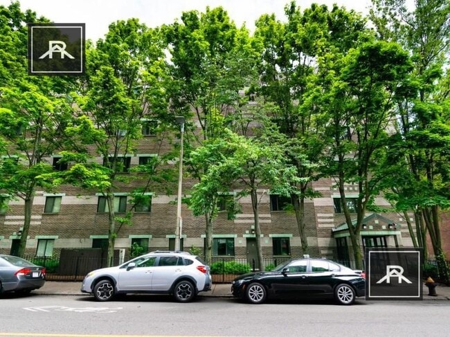 Foto del edificio - 3 bedroom in Brighton MA 02135