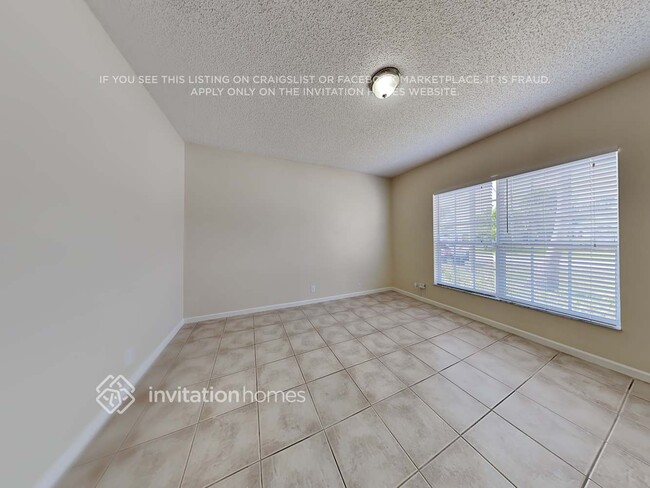Foto del edificio - 6291 Adams St