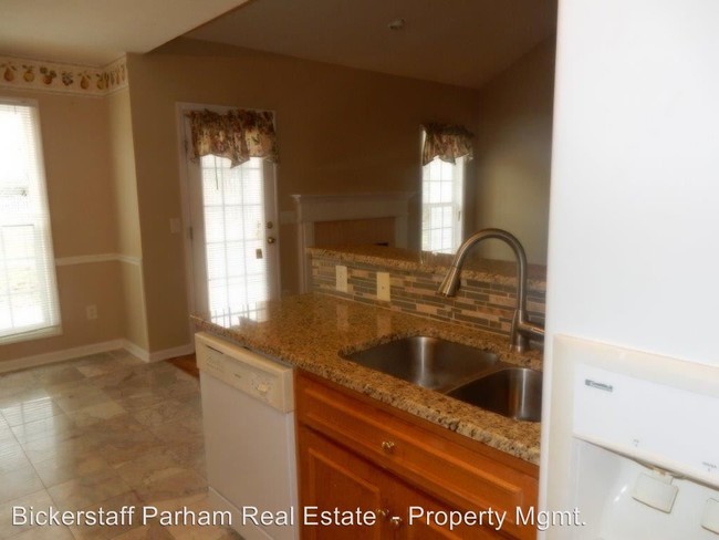 Foto del edificio - 3 br, 2 bath House - 8002 Sonoma Point Drive