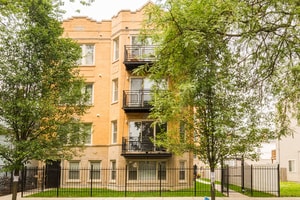 Building Photo - 3510 W Cortland St