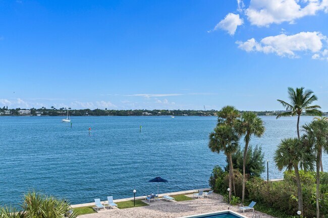 Foto del edificio - 2800 N Flagler Dr