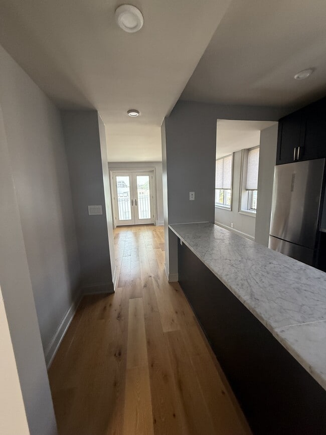 Foto del edificio - 2100 Newport Pl NW