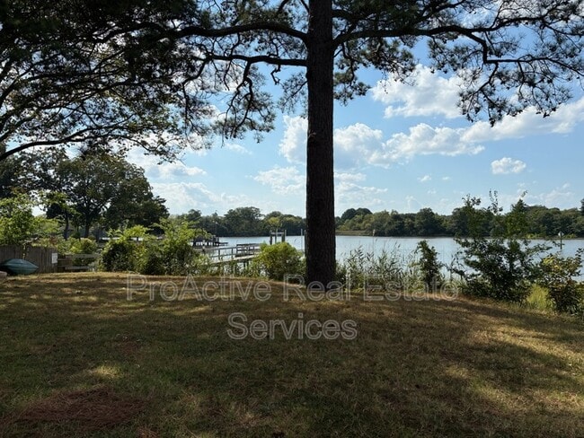 Photo - 3015 Luxembourg St Apartment