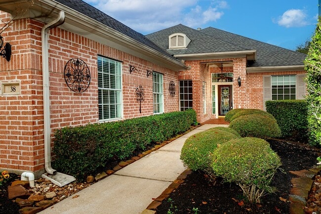 Foto del edificio - 38 Eagle Mead Pl