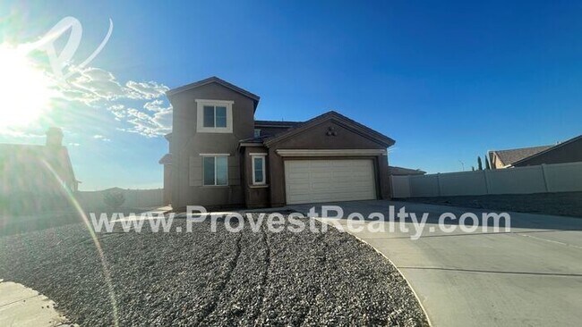 Building Photo - Beautiful 4 Bedroom 3 Bath Home In Adelanto!!