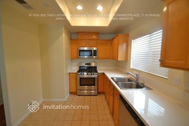 Building Photo - 9354 Burnet Ave