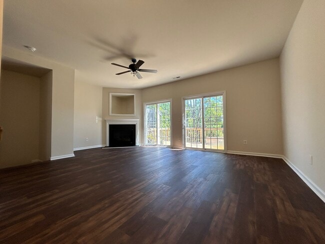 Photo - 108 Gallent Hedge Trail Townhome