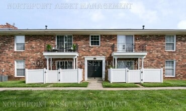 Building Photo - 4828 Westmar Terrace