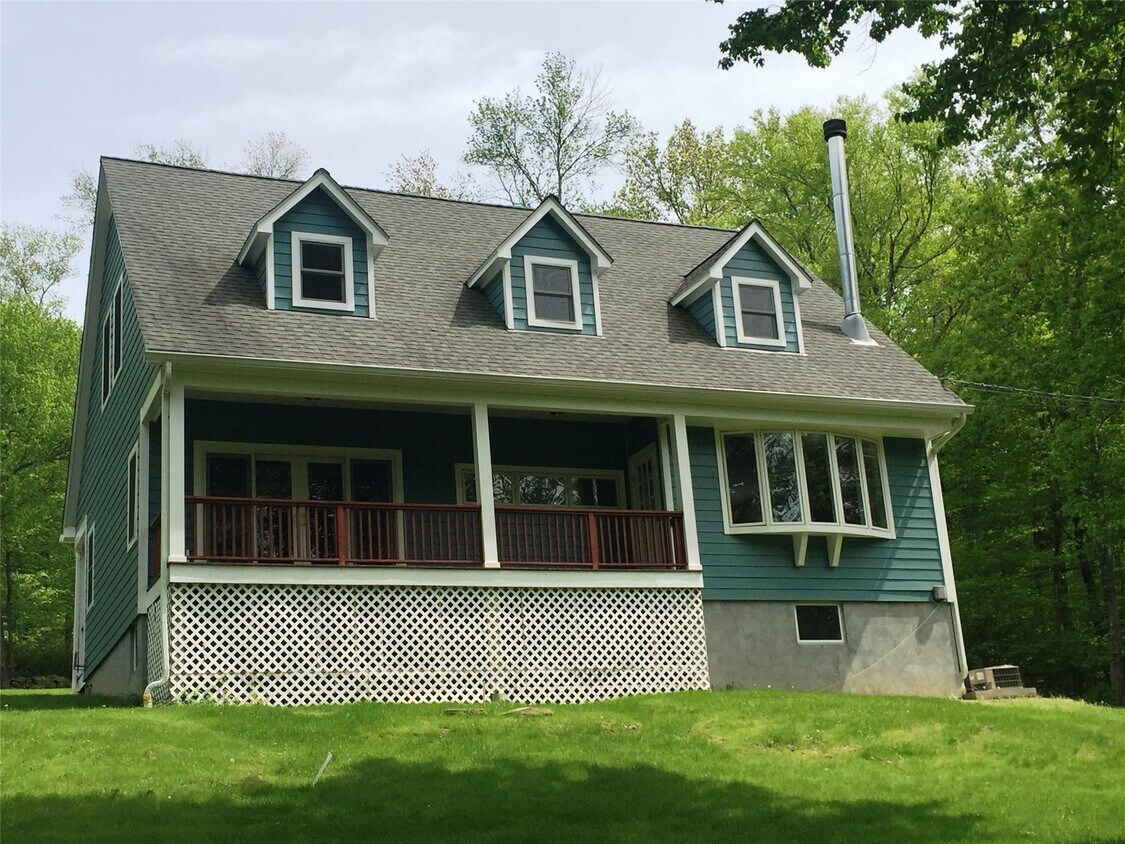 Primary Photo - 2130 Hunterbrook Rd