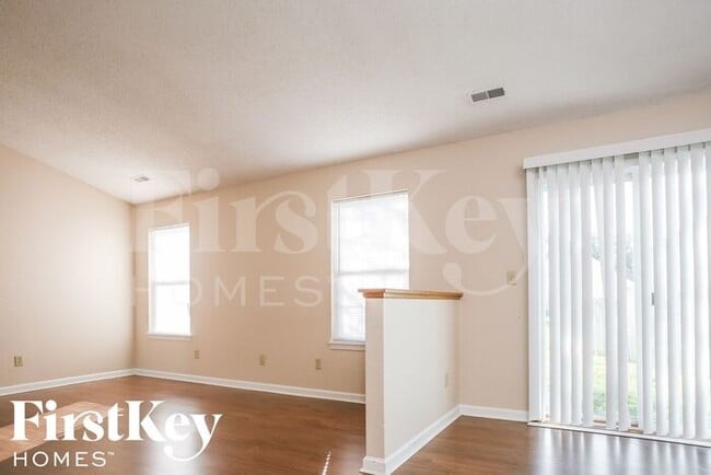Building Photo - 1821 Windy Hl Ln