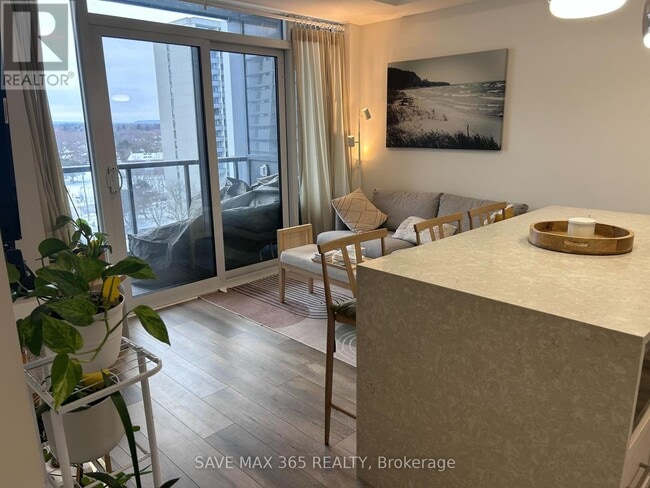 Photo du bâtiment - 500 Brock Ave