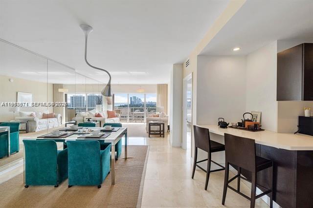 Foto del edificio - 1985 S Ocean Dr