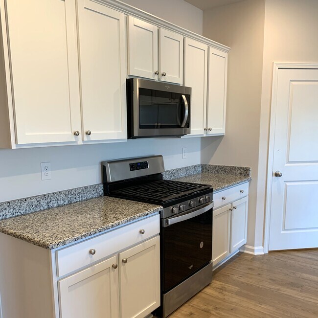 Foto del edificio - 246 Marauder Dr