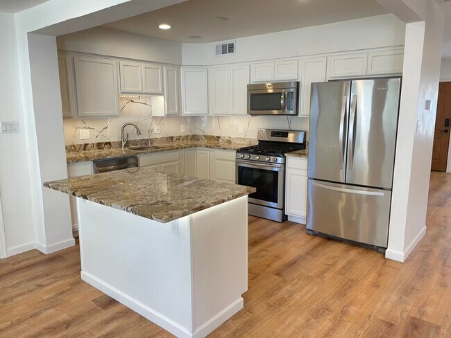 Foto del edificio - 4629 N 24th Pl