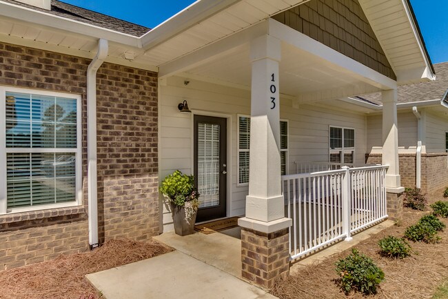 Foto del edificio - Beacon Place-Tuscaloosa (new)