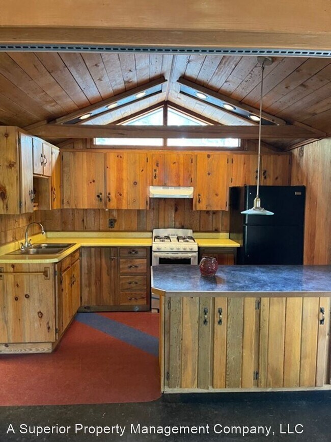 Foto del edificio - 1 br, 1 bath House - 2304 NW Awbrey Rd