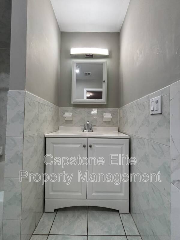 Foto del edificio - 161-163 Sussex Ave #3
