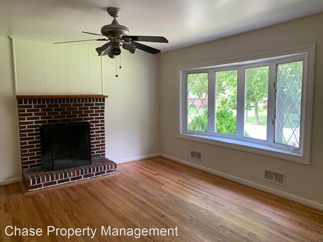 Building Photo - 3 br, 2 bath House - 409 Edgemere Drive