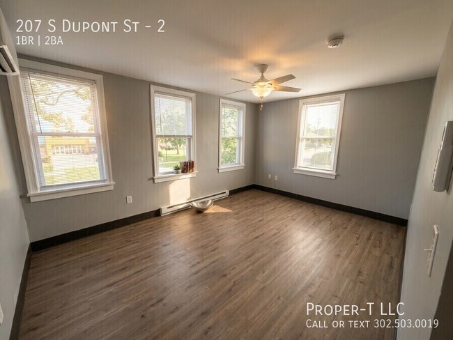 Foto del edificio - 207 S Dupont St