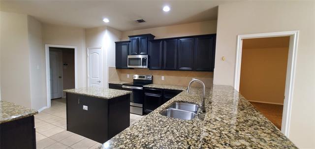 Building Photo - 2920 Pecan Grove Dr