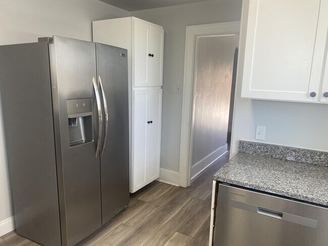 Foto del edificio - 2929 Middletown Rd